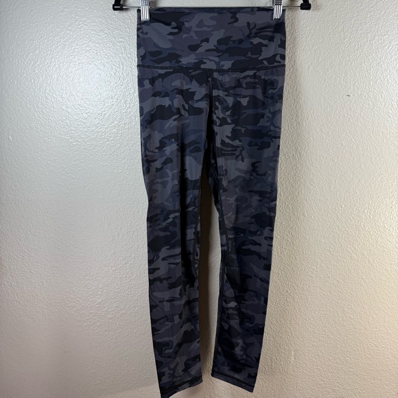 ECHT Camouflage Leggings SZ:M - Picture 4 of 8